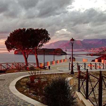 Al Belvedere Di Apartment *
